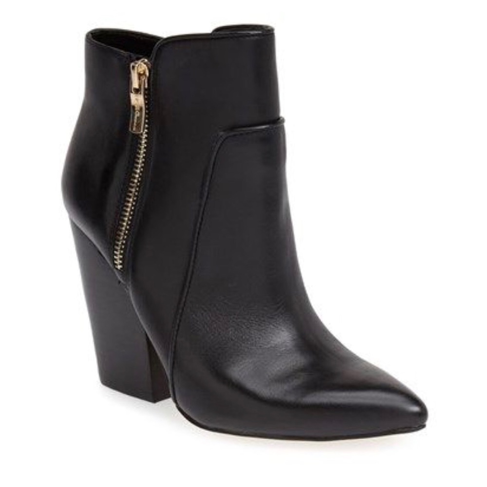 BCBGeneration Jules Ankle Booties 🍁Size 7.5🍁